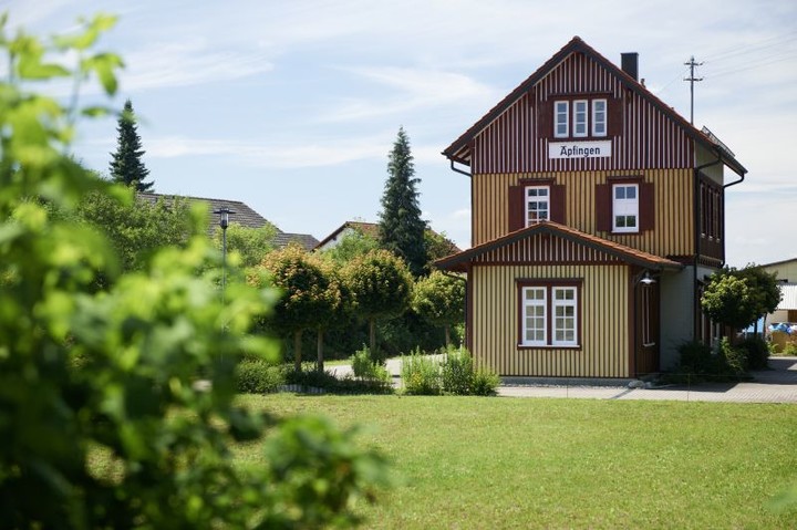 Bahnhof Äpfingen